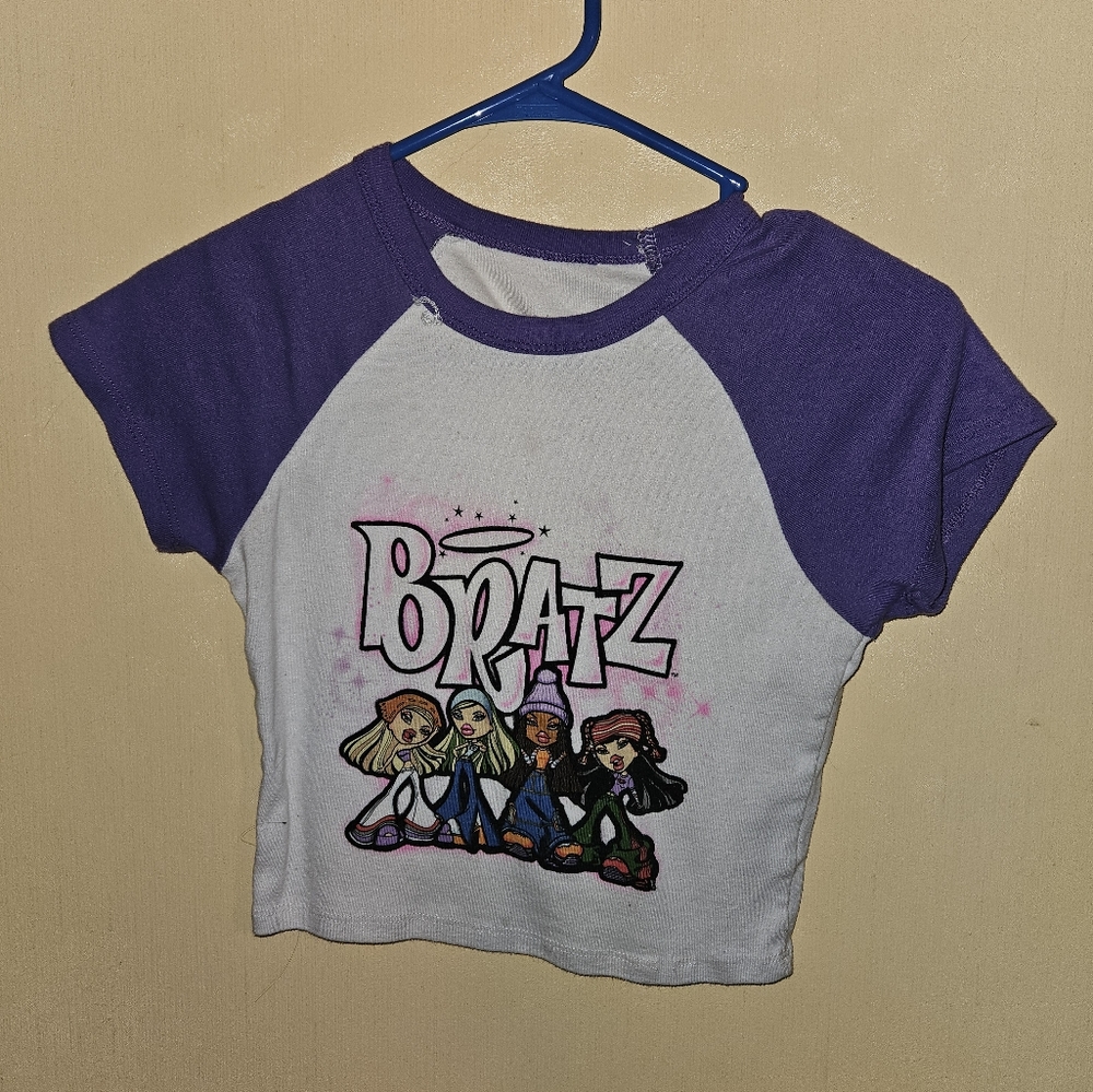 Brats kinda cropped shirt
